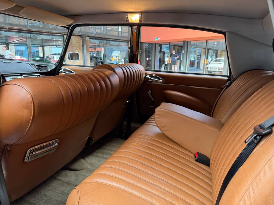 Afbeelding 22/37 van Citroën DS 21 Pallas (1967)