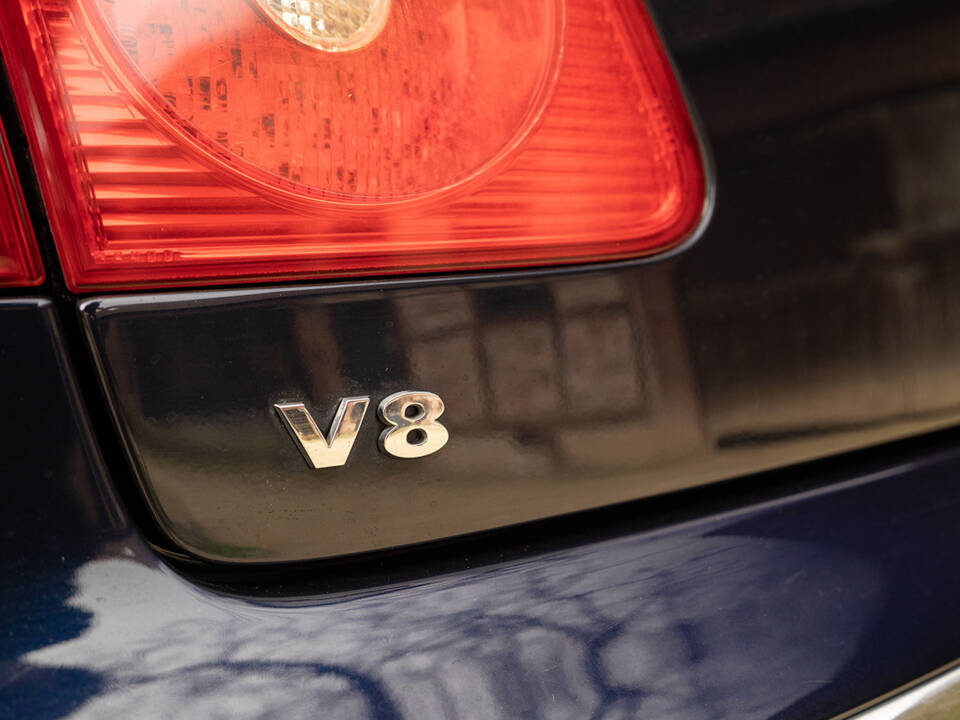 Bild 37/99 von Volkswagen Phaeton 4.2 V8 (2003)