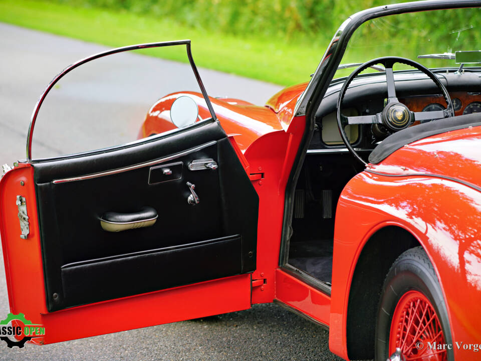 Afbeelding 5/50 van Jaguar XK 150 OTS (1958)