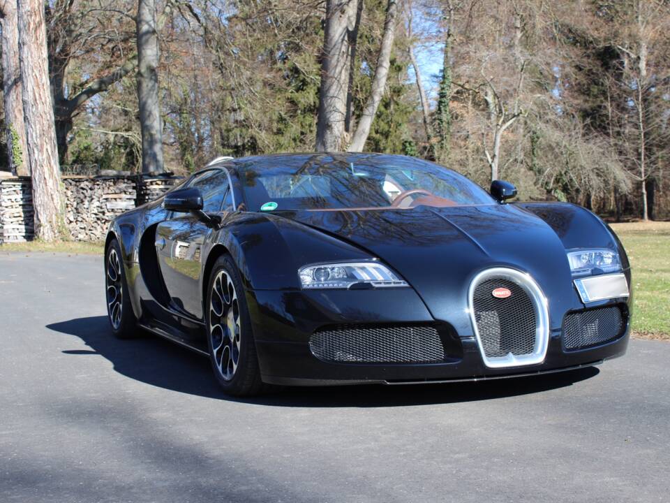 Immagine 2/18 di Bugatti Grand Sport (2011)