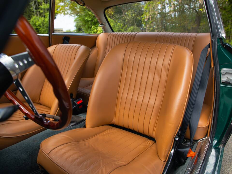 Imagen 15/50 de Alfa Romeo Giulia 1600 Sprint GT Veloce (1968)