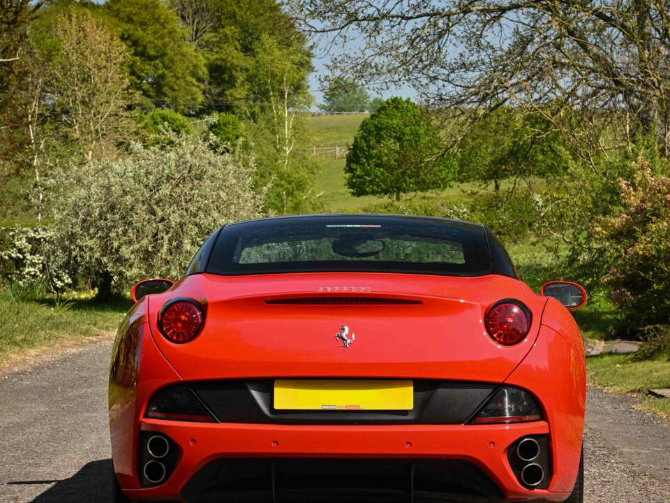 Afbeelding 24/50 van Ferrari California (2011)