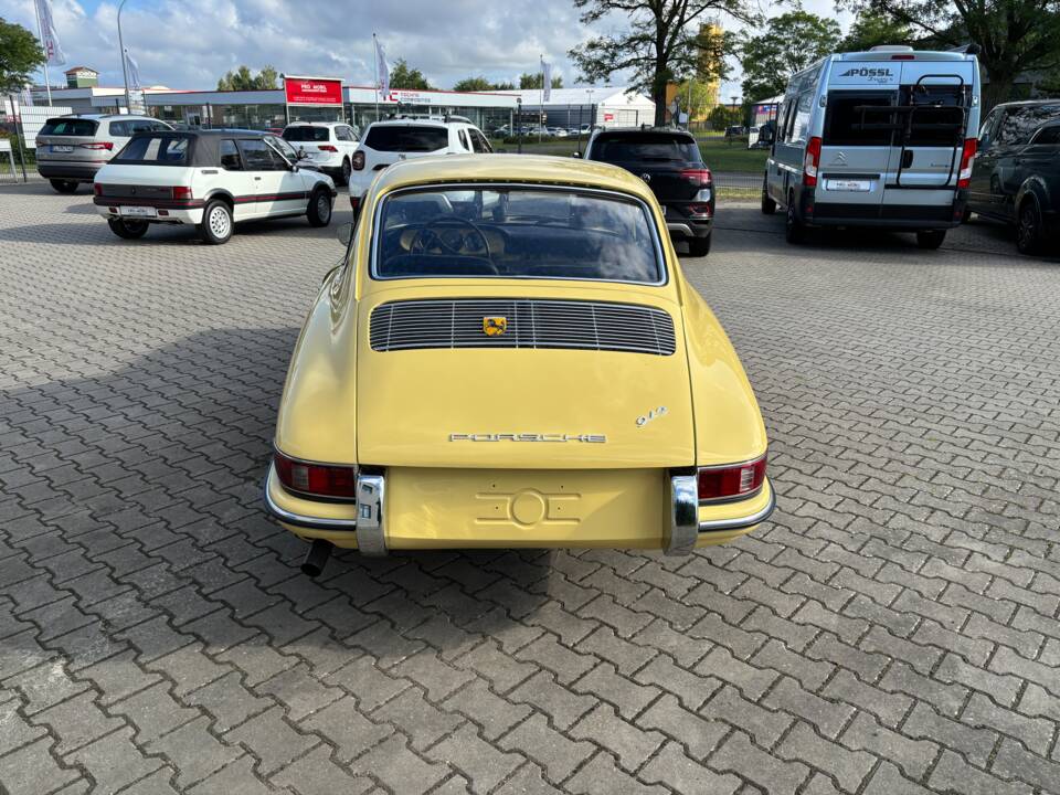 Image 5/70 of Porsche 912 (1965)