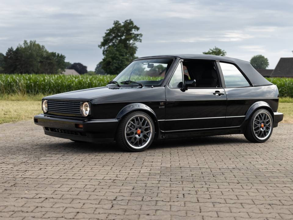 Image 5/16 of Volkswagen Golf I Cabrio 1.8 (1992)