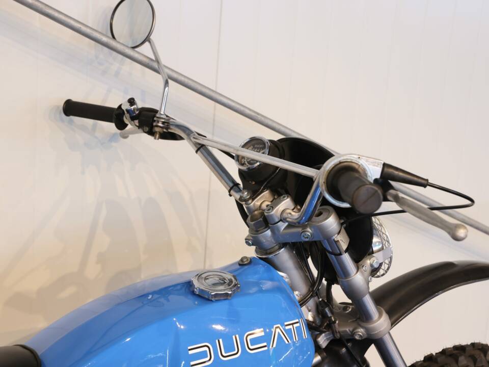 Image 8/25 of Ducati Regolarità 125 (1900)