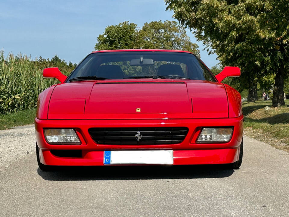 Bild 2/44 von Ferrari 348 TS (1992)
