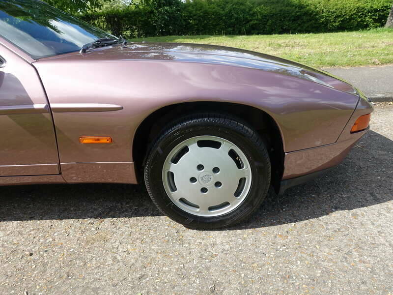 Image 10/30 de Porsche 928 S4 (1987)