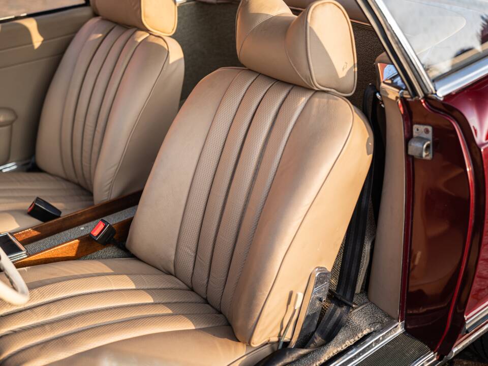 Image 26/70 de Mercedes-Benz 230 SL (1966)