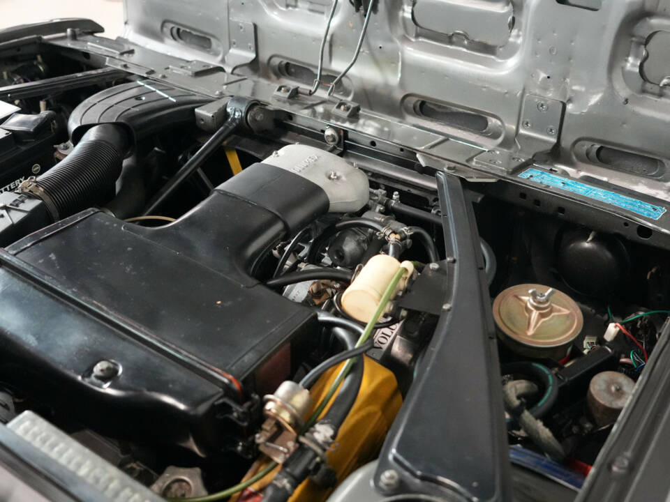 Immagine 35/35 di Lancia Beta HP Executive VX (1983)