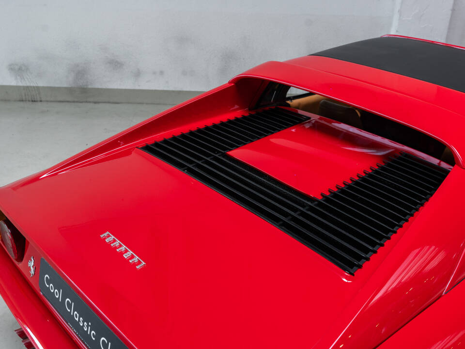 Bild 29/38 von Ferrari 328 GTS (1987)