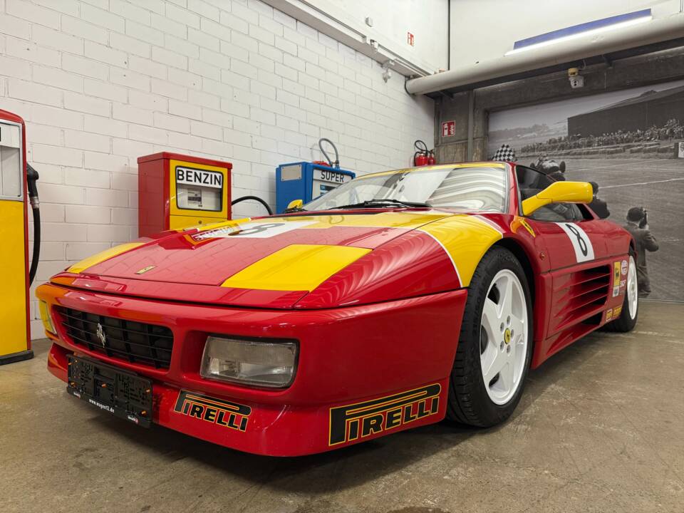 Bild 2/14 von Ferrari 348 TB (1991)