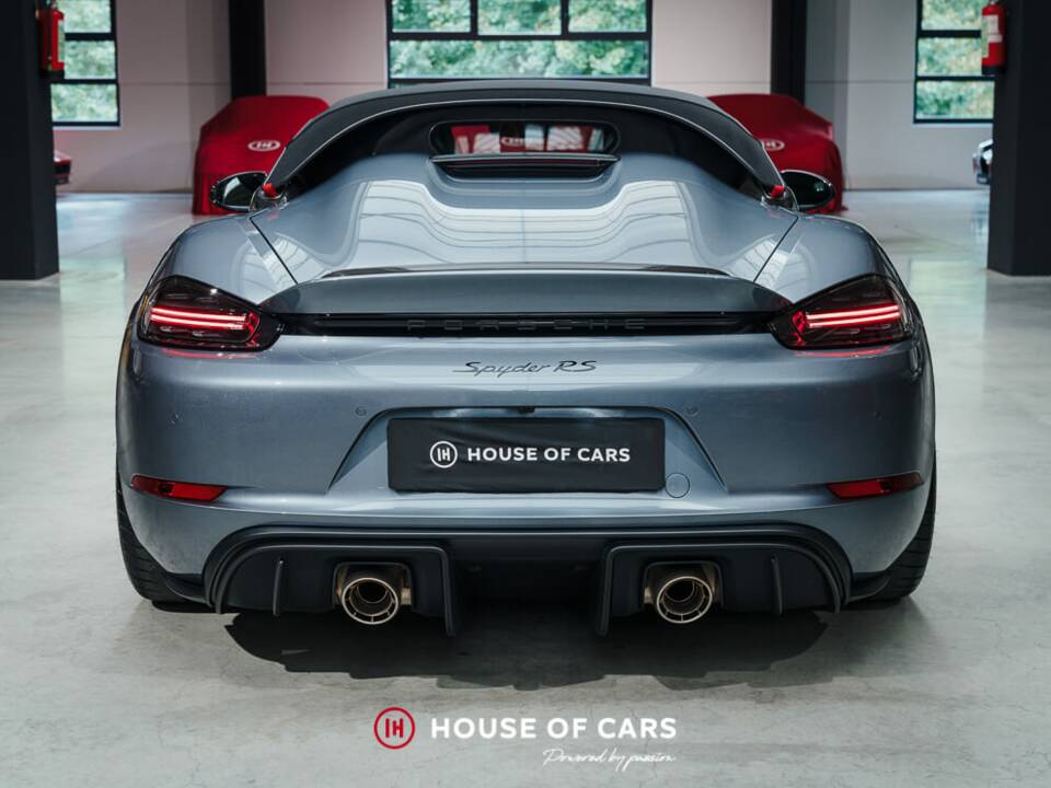 Bild 8/25 von Porsche 718 Spyder RS Weissach (2024)