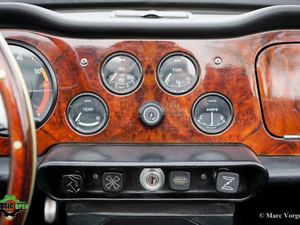 Image 10/42 of Triumph TR 6 PI (1972)