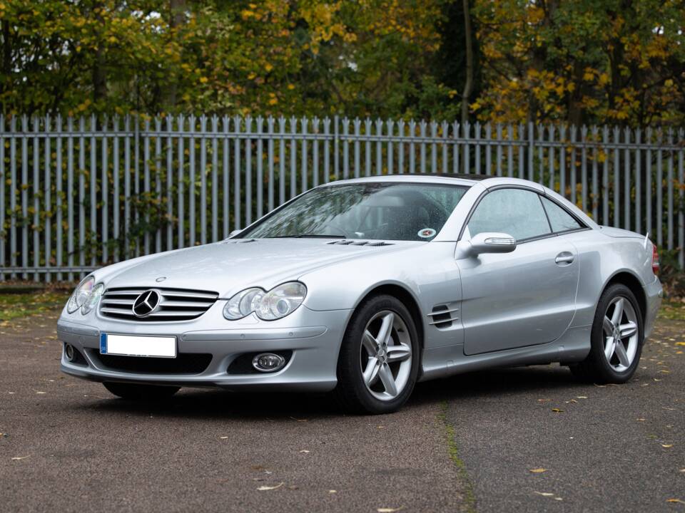 Image 7/41 of Mercedes-Benz SL 350 (2007)