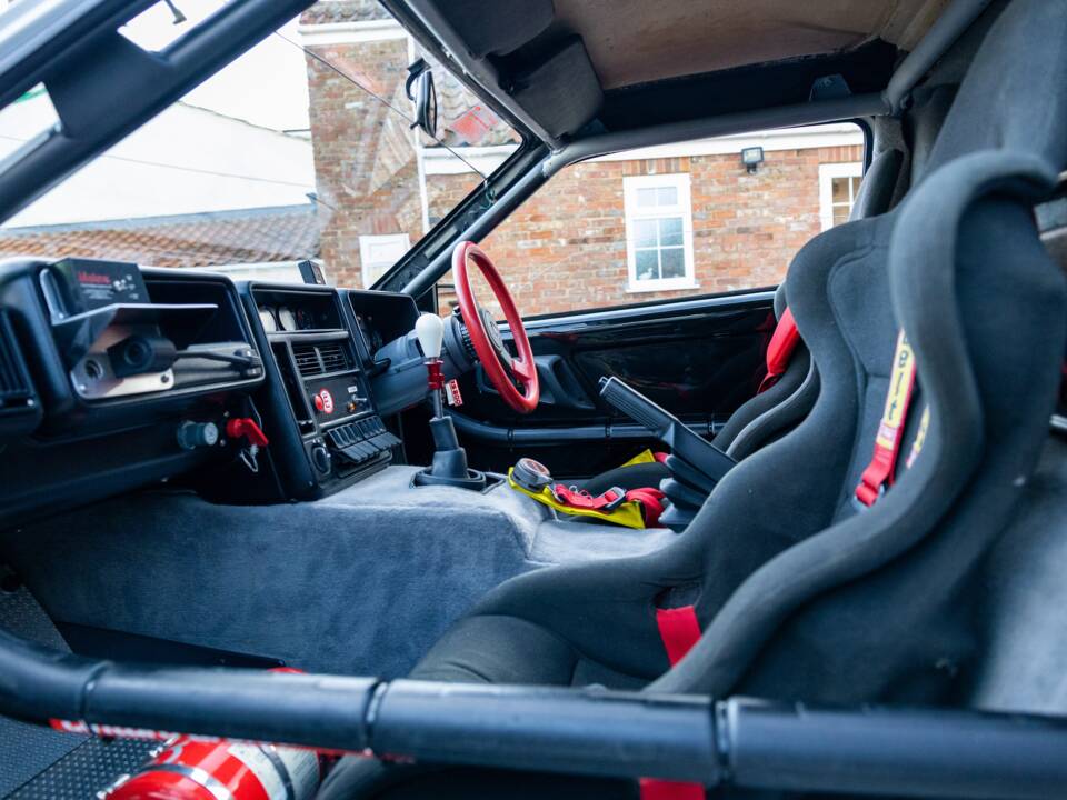 Image 46/50 of Ford RS200 (1986)