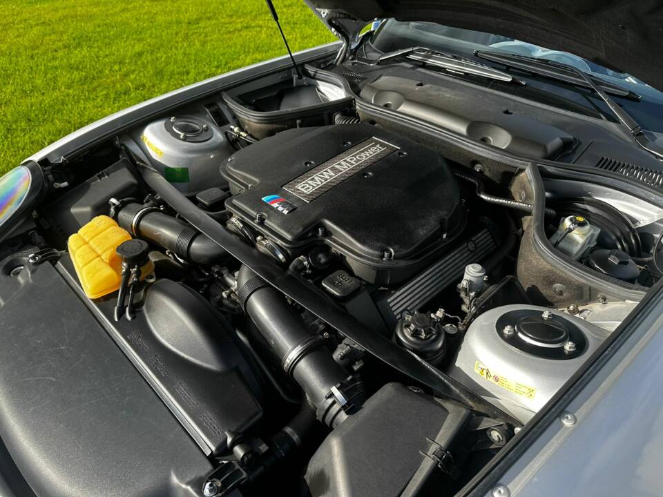 Imagen 59/61 de BMW Z8 (2000)