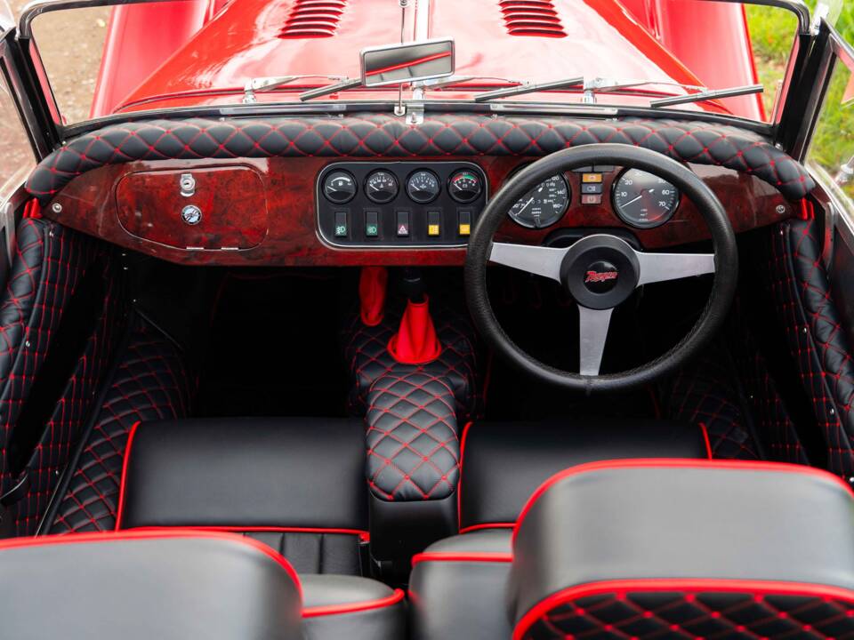 Image 4/7 of Morgan Plus 4 2-Seater (1992)