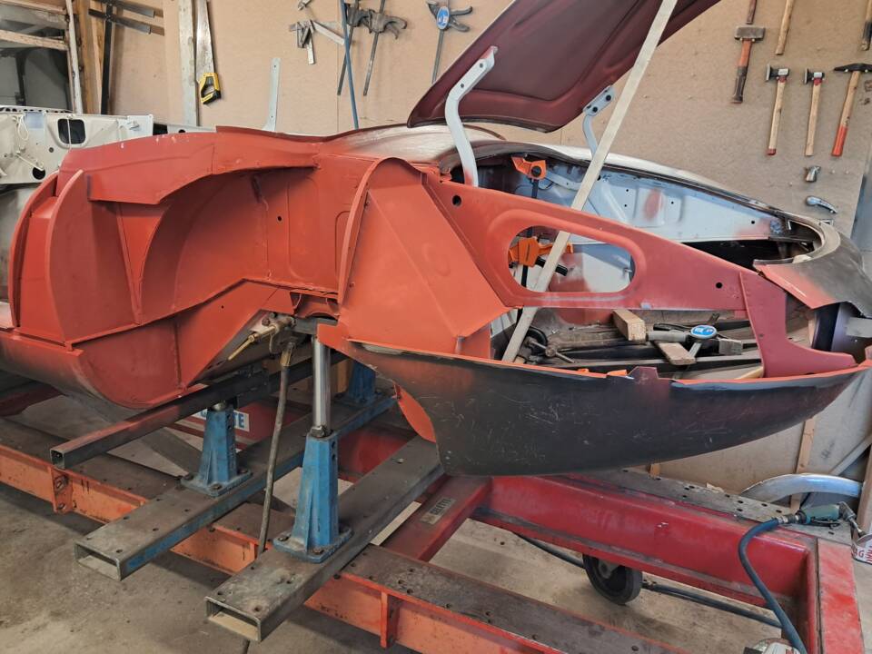 Image 52/74 of Jaguar E-Type 3.8 Flat Floor (1961)