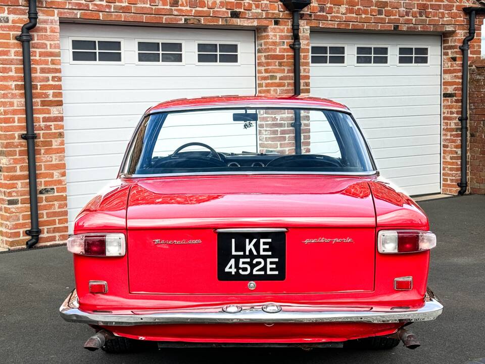 Image 9/50 de Maserati Quattroporte 4700 (1967)