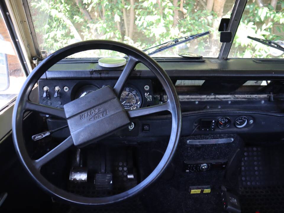 Afbeelding 40/56 van Land Rover 109 (1975)