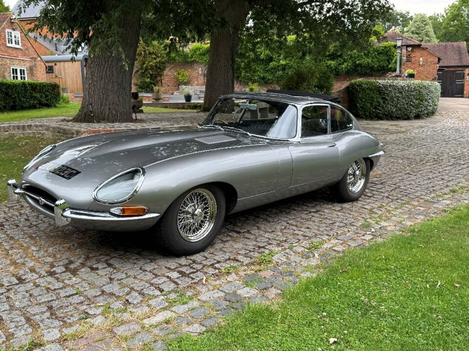 Image 1/30 de Jaguar Type E 4.2 (1965)