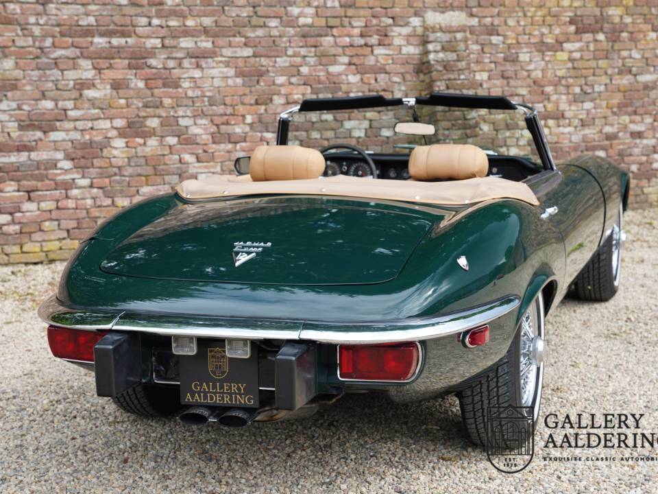 Bild 25/50 von Jaguar E-Type V12 (1974)