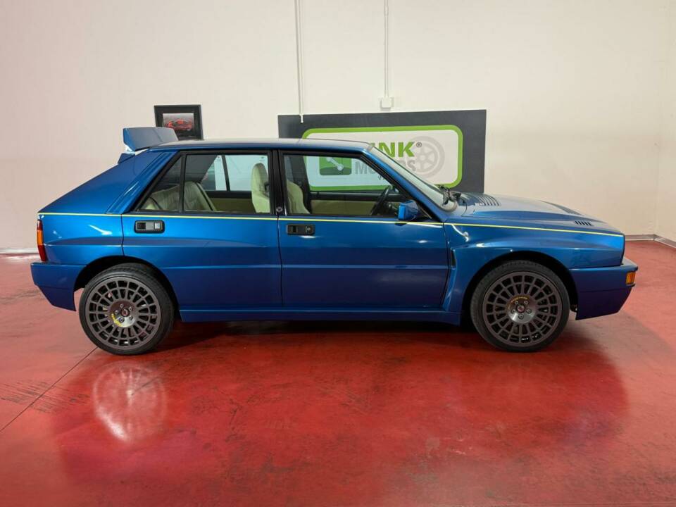 Bild 7/50 von Lancia Delta HF Turbo (1994)