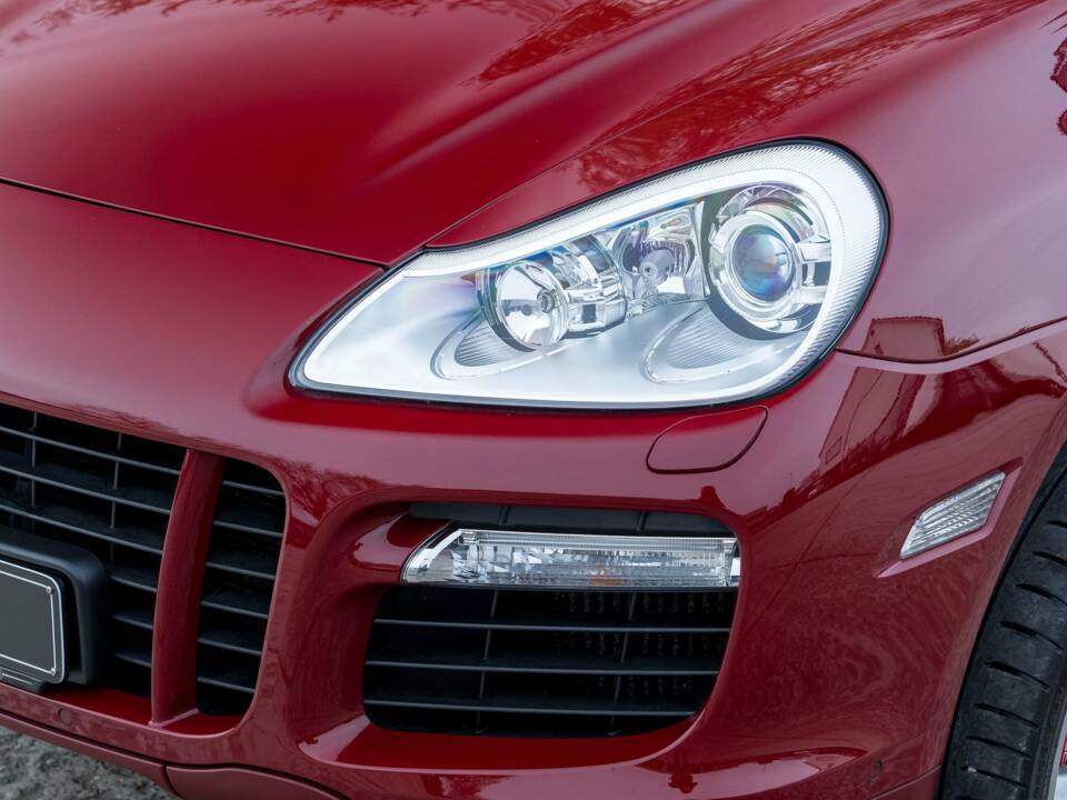 Image 20/45 of Porsche Cayenne Turbo (2009)