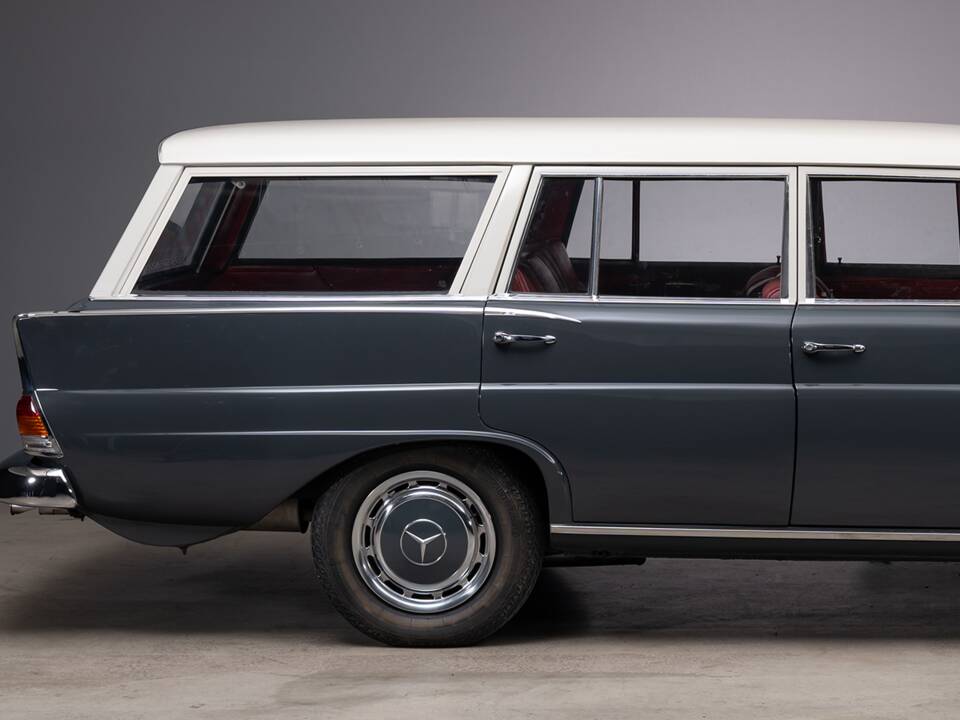 Bild 6/31 von Mercedes-Benz 230 S Universal (1967)