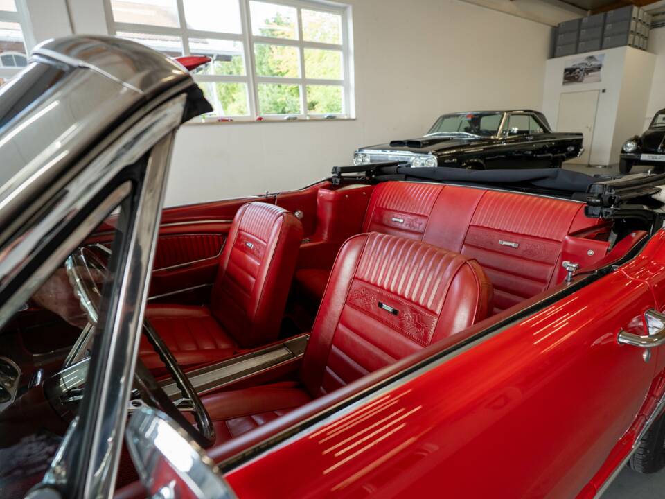 Image 33/35 of Ford Mustang 289 (1965)