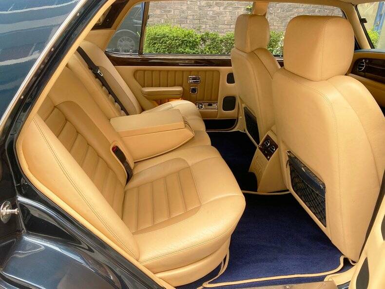 Imagen 15/50 de Bentley Brooklands R Mulliner (1998)