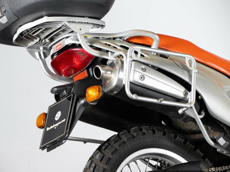 Bild 12/50 von Aprilia Pegaso 650 (1999)