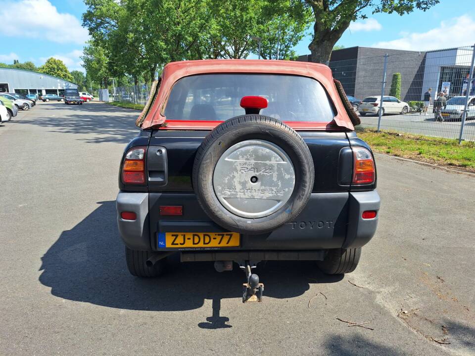 Image 10/13 of Toyota RAV4 (1999)