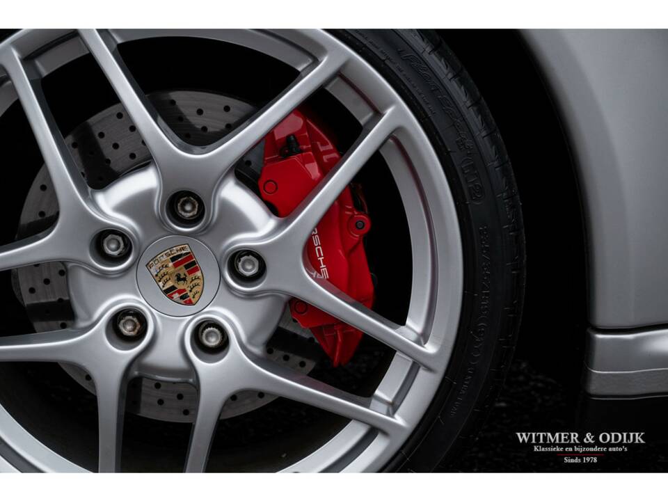 Immagine 26/29 di Porsche 911 Carrera 4S (2007)