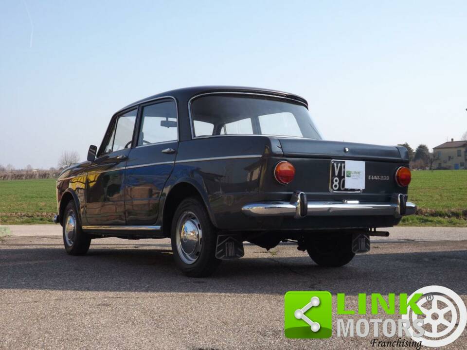Image 3/10 of FIAT 1100 R (1967)