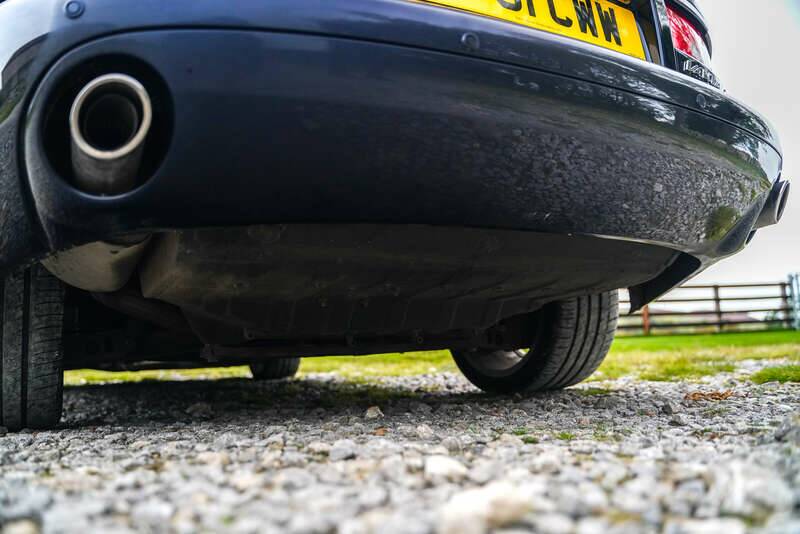 Bild 45/50 von Aston Martin DB 7 Vantage Volante (2002)