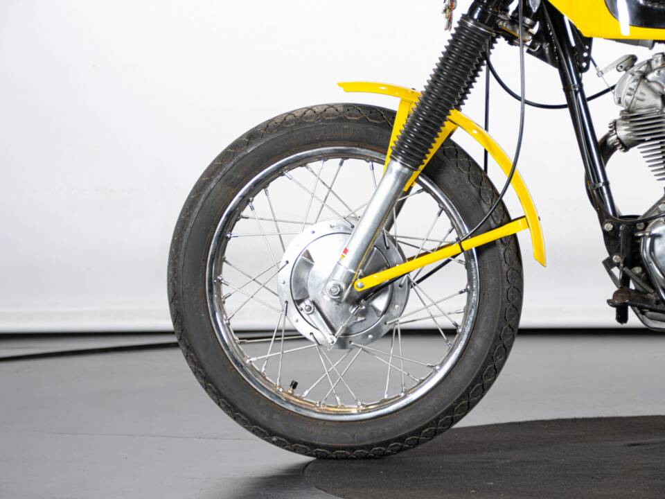 Immagine 22/50 di Ducati 350 Scrambler (1971)