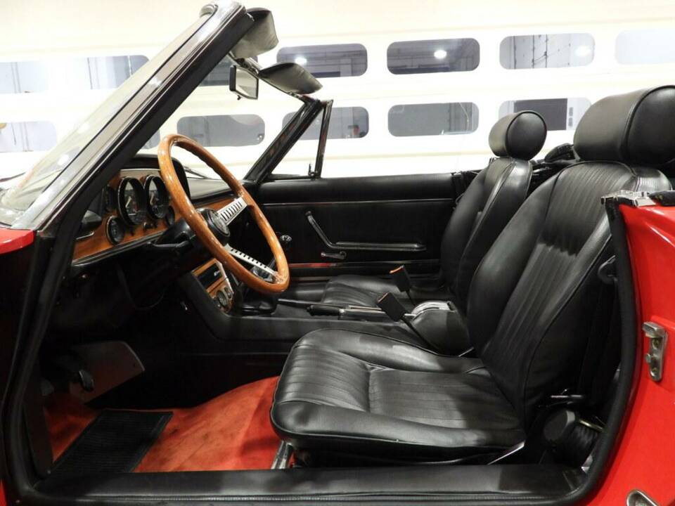 Image 5/15 of FIAT Dino 2400 Spider (1970)