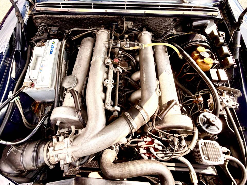 Bild 16/17 von Mercedes-Benz 300 SEL 6.3 (1971)