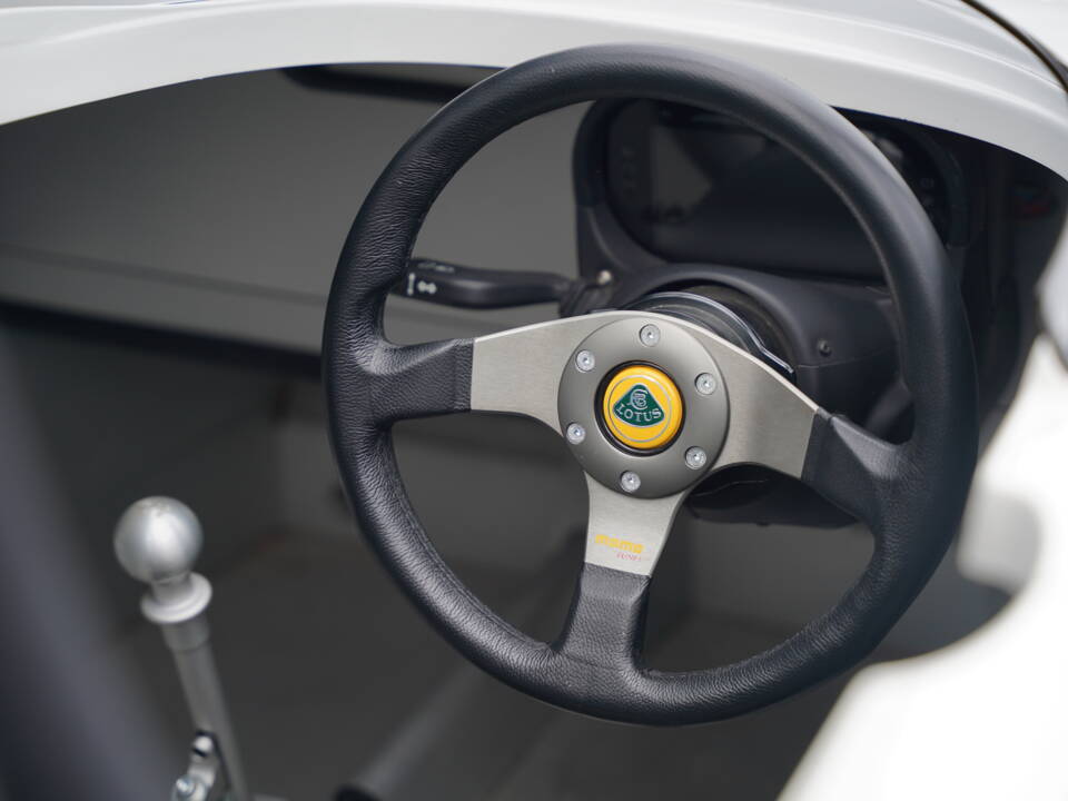 Image 13/50 of Lotus 2-Eleven GT4 (2009)
