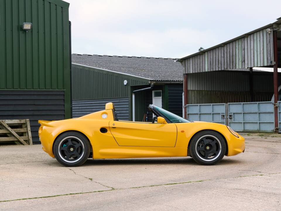 Bild 14/46 von Lotus Elise 111S (1998)