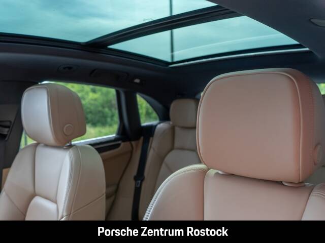Obraz 10/33 pojazdu Porsche Macan S (2023)