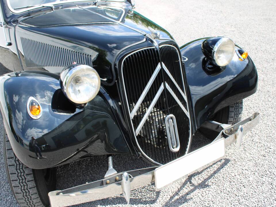 Afbeelding 3/51 van Citroën Traction Avant 11 Familiale (1955)