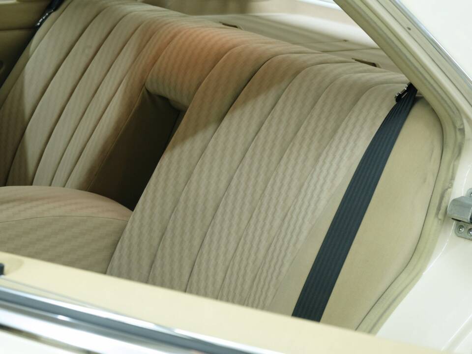 Bild 40/50 von Mercedes-Benz 280 S (1982)