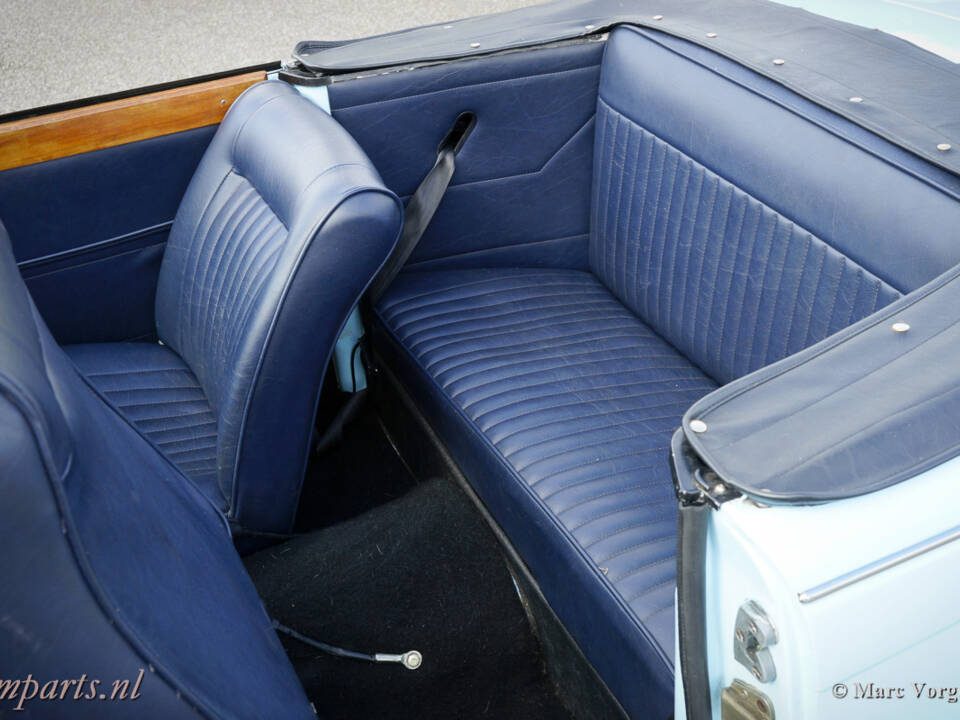 Image 7/26 de Triumph Vitesse 2-litre Mk II (1968)