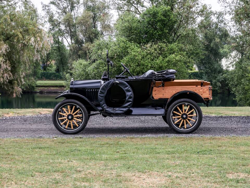 Bild 30/37 von Ford Model T (1918)