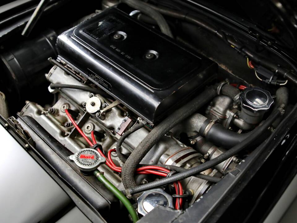 Bild 16/20 von Ferrari Dino 246 GT (1972)