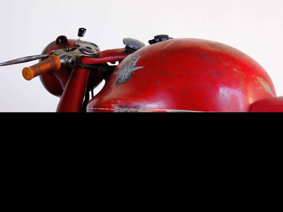 Image 54/83 of MV Agusta 175 CS Sport Disco Volante (1955)