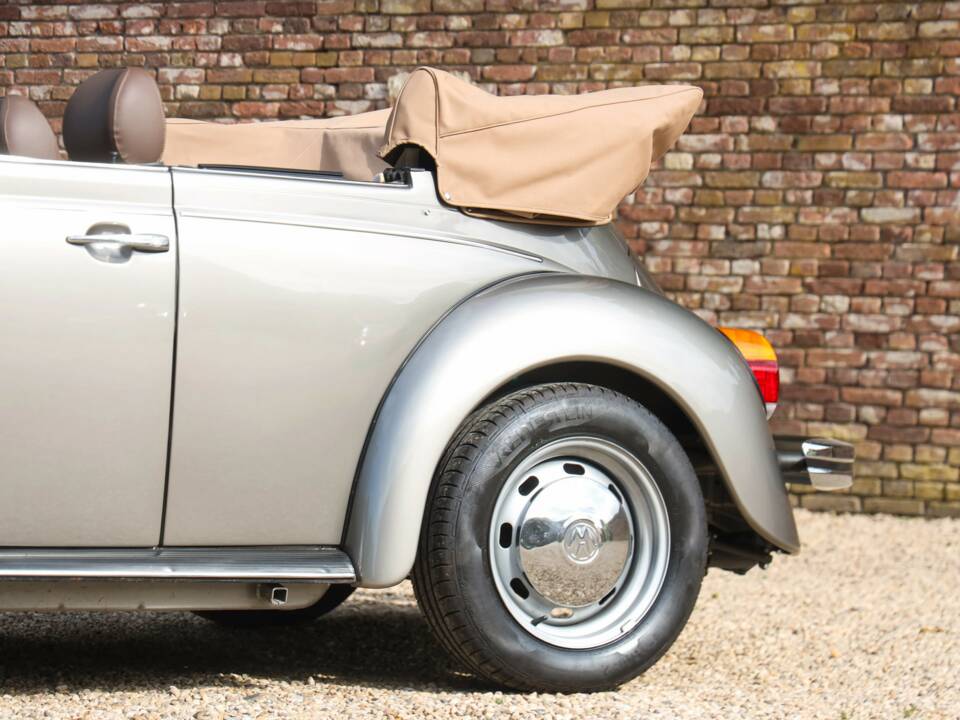 Image 16/50 of Volkswagen Beetle 1303 (1979)