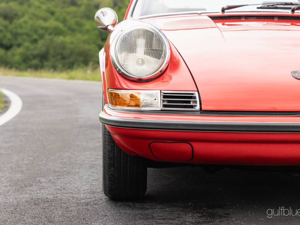Immagine 26/51 di Porsche 911 2.2 E (1970)